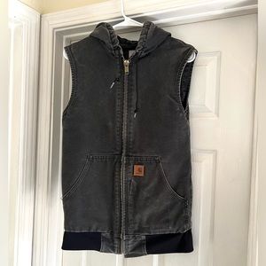 Perfectly faded black Carheartt vest